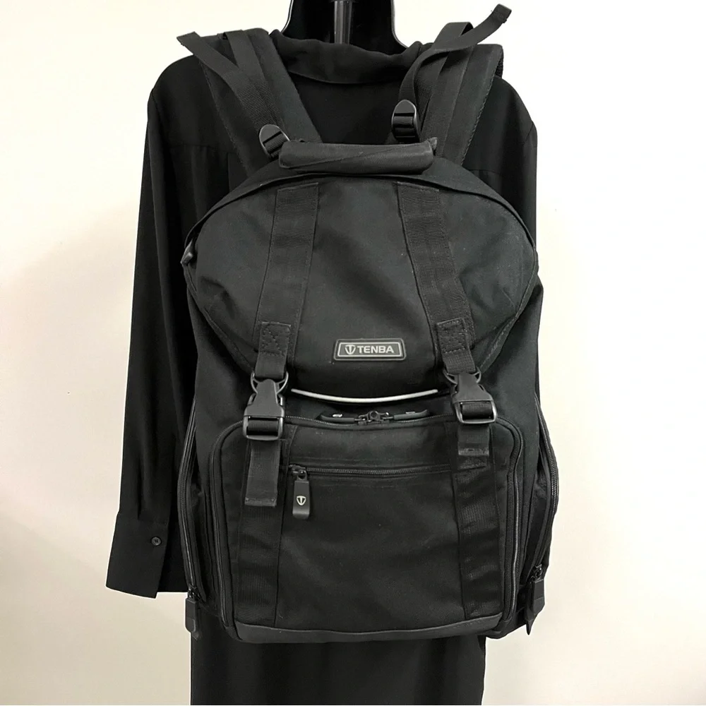 Tenba Camera / Laptop Backpack - Messenger Series